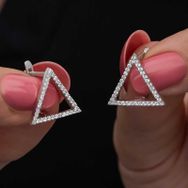 Himarry Beyaz Taşlı Üçgen Gümüş Küpe