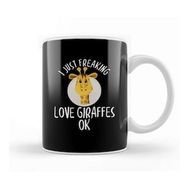 Humuts I Just Freaking Love Giraffes Ok Adorable Giraffe Kupa Bardak