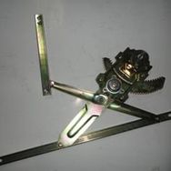 Hyundai Elantra 1998-2001 Sol Manuel Arka Cam Krikosu