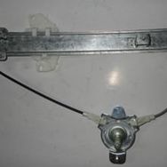 Hyundai Elantra 1998-2001 Sol Manuel Ön Cam Krikosu