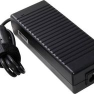 İnfostar Toshiba Satellite M500 Siyah Laptop Adaptör