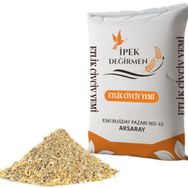 İpek Değirmen 25 kg Hızlı Büyüten Mısırlı Vitaminli Etlik Civciv Yemi