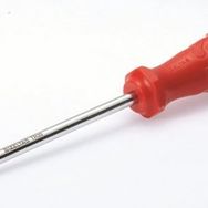 İzeltaş 4776180009 TR 09 Delikli Torx Uçlu Tornavida