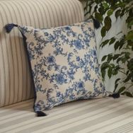 Karaca Home Rosario 45x45 cm Mavi Beyaz Püsküllü Dolgulu Kırlent