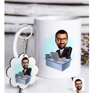 Kişiye Özel Anahtarlık ve Erkek Genel Müdür Karikatürlü Beyaz Kupa