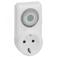 Legrand 699811 Günlük Programlı Fişli Zaman Saati