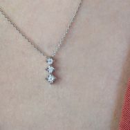 Lilarote 0.07 Ct. Tria Pırlanta Kolye