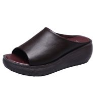 MaNMaNing Retro Kahverengi Yumuşak Tabanlı Düşük Topuk Kama Kadın Sandalet