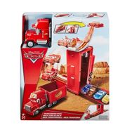 Mattel DVF39 Cars Mack Tır Ve Yarış Seti