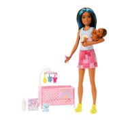 Mattel HJY34 Barbie Bebek Bakıcısı Bebeği ve Aksesuarları