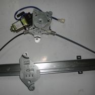 Mitsubishi Lancer 2004-2008 Sağ Elektrikli Motorlu Arka Cam Krikosu