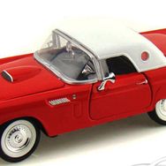 Motormax 1:24 1956 Ford Thunderbird -Kırmızı Model Araba