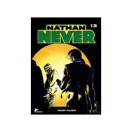 Nathan Never Serisi 13 - Demir Maske - Piani; Vietti; Lisiero ve Cordone