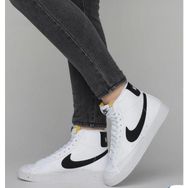 Nike Beyaz W Blazer Mid 77 Next Nature Kadın Günlük Ayakkabı