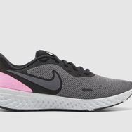 Nike BQ3207-004 Gri Revolution Kadın Koşu Ayakkabısı
