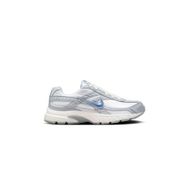 Nike HQ1511-121 Wmns Initiator Beyaz Kadın Koşu Ayakkabısı