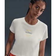 Nike IH8506-133 Sportswear Graphic Bej Kadın T-Shirt