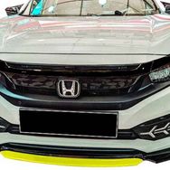 Omsa Honda Civic Fc5 Abs 2016 ve Sonrası Piano Sarı Flaplı Ön Tampon Lip