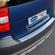 Omsa Skoda 2009-2013 Arası Taşlı Yeti Krom Arka Tampon Eşiği