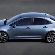 Omsa Toyota Corolla Sedan Krom 8 Parça 2019 ve Sonrası Cam Çıtası