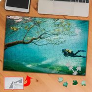 P061 Denizdeki Ağaç Ve Dalgıç Adam 240 Parça Puzzle Yapboz Tablo