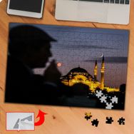 P082 Puslu adam Ve Cami Fotoğrafı 240 Parça Puzzle Yapboz Tablo