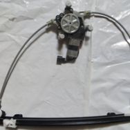 Renault Clio-SD 1998-2001 Sağ Elektrikli Motorlu Ön Cam Krikosu
