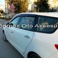 Renault Grand Scenic 3 2009 Sonrası 4 Mügen Cam Rüzgarlığı