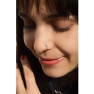 Sacce Scarves & Accessories Mini Çiçek Sıkıştırmalı Hızma Gold Mini Çiçek Sıkıştırmalı Kıkırdak Küpesi