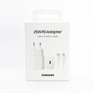 Samsung Galaxy S20 Fe 2022 Fast Charging 25W Type-C Çıkışlı Kablolu Beyaz Şarj Aleti