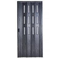 Sarpaş Ceviz Camsız Çift Açılım Katlanır Pvc 147x193 cm Akordiyon Kapı