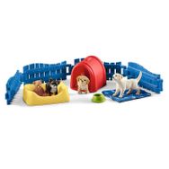 Schleich 42480 Yavru Köpek Kulübesi Figür