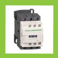 Schneider LC1-D18M7 220VAC 7.5kW 1NA+1NK Kontaktör