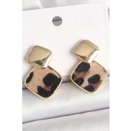 Shoecide Pirinç Gold Renk Sallant Kare Leopar Desen Model Kadın Küpe