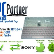 Sony SVF1521L1R Klavye