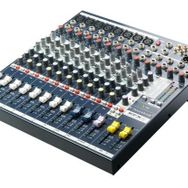 Soundcraft EFX8 Deck Mikser