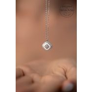 Swarovski Taşlı Kare Model Zirconia Gümüş Kolye