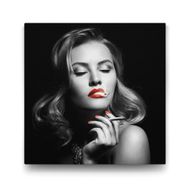 Tabloshop Sigara İçen Kadın 80x80 cm Tablo