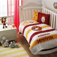Taç Lisanslı Galatasaray Aslan Parçası Baby Bebek Pike Takımı