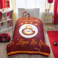 Taç Lisanslı Galatasaray Logo Yatak Örtüsü Seti