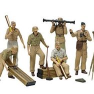 Tamiya 1/35 Africa Luftwaffe Art Crew Plastik Figür Maket Kiti
