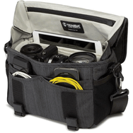 Tenba DNA 8 Messenger Bag Graphite Omuz Çantası