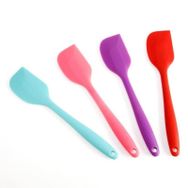 Ün Ev 230 Isıya Dayanıklı Renkli Silikon Spatula