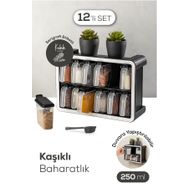 Vienev 250 ml Siyah Beyaz Serigrafi Etiketli 12'li Standlı Kendinden Yapışkanlı Kaşıklı Baharatlık Seti