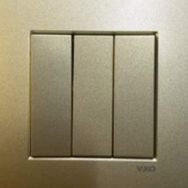 Viko 92605268 Artline Novella Bronz Üçlü Çerçevesiz Duvar Anahtarı