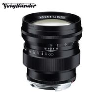 Voigtlander Nokton F1.5.75 mm VM B Lens