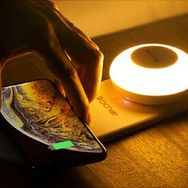 Wochee Flexi Kablosuz Şarj Aleti ve Akıllı LED Lamba