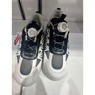 YVZ Patenli Işıklı Spor Ayakkabısı & Tekerlekli Sneakers Paten Ayakkabı Ortopedik Modeli Silikon Teker Saat Hediyeli - Beyaz - 34