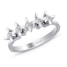 0.20 ct 8 Ayar Beştaş Pırlanta Yüzük