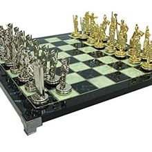 Ahşap tablalı Zamak satranç seti 33 cm